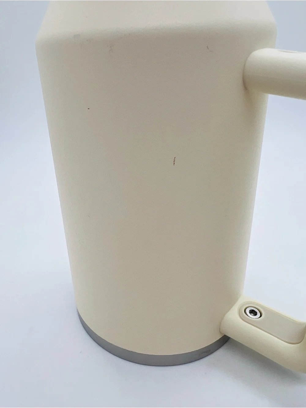 Stanley Cream Insulated Travel Mug with Handle 40 Ounces - Picture 11 of 12